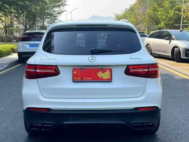 广州16年奔驰GLC9