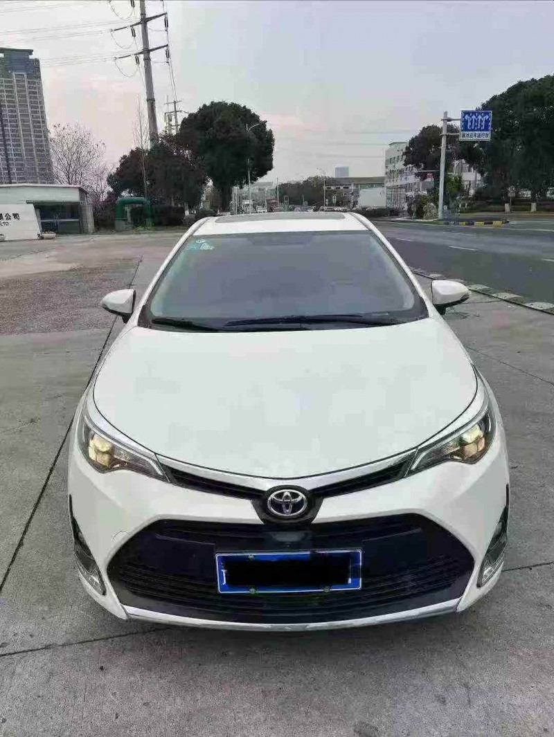 焦作19年丰田雷凌1