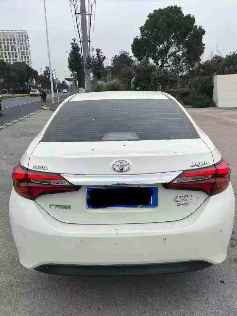 焦作19年丰田雷凌9