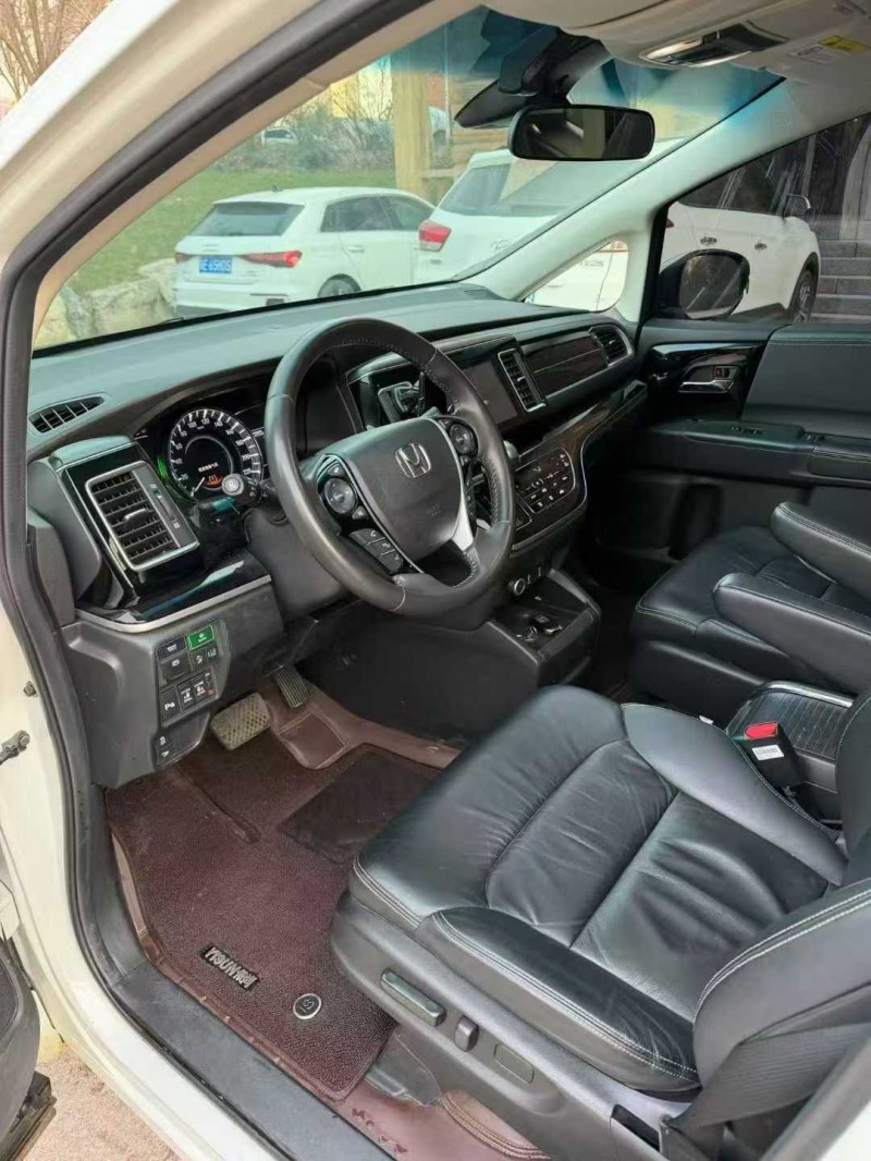 邢台21年本田艾力绅3