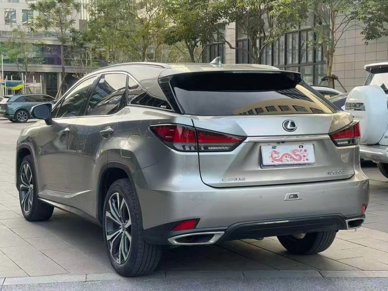 佛山22年雷克萨斯RX8