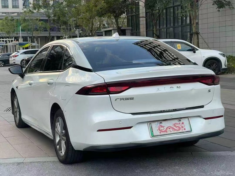 佛山22年传祺埃安S7