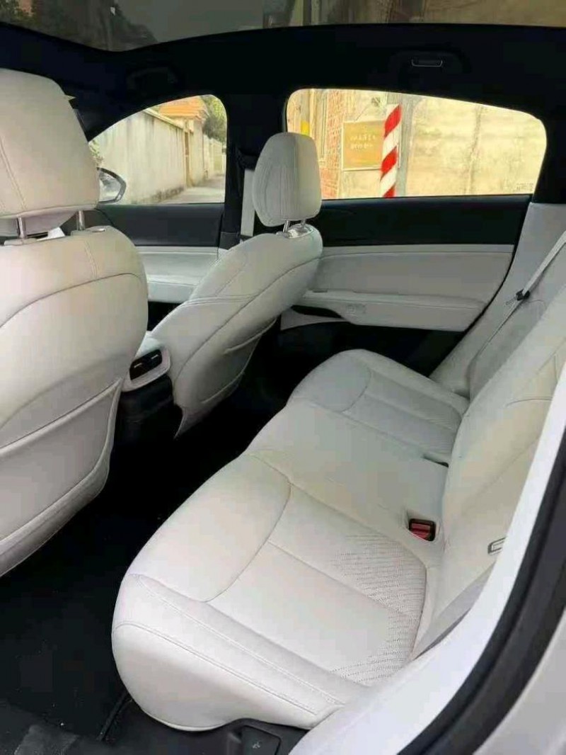 佛山25年小鹏汽车G66