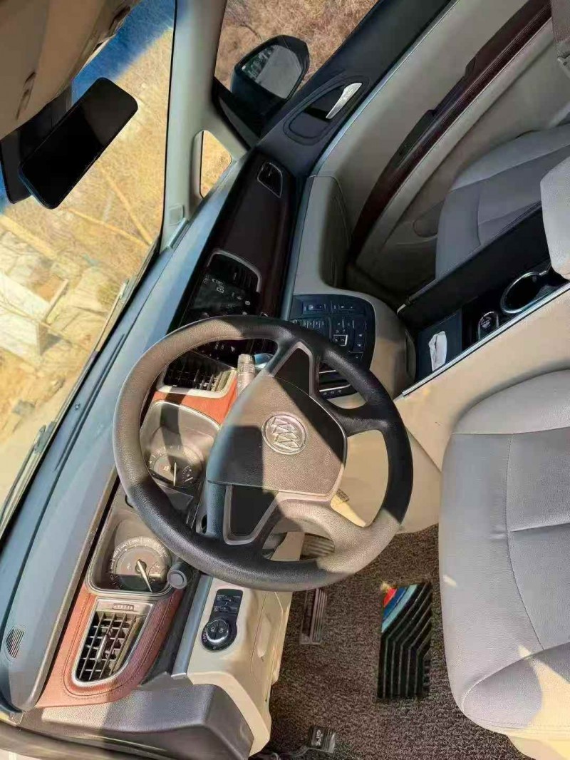 东营15年别克GL85