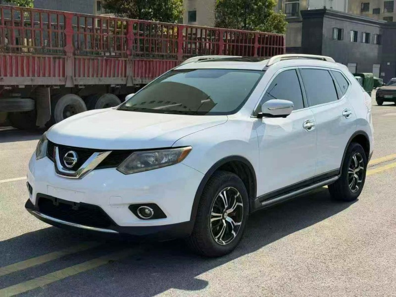 常德16年日产奇骏2