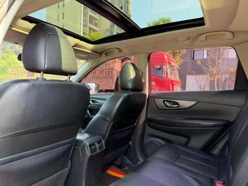 常德16年日产奇骏6