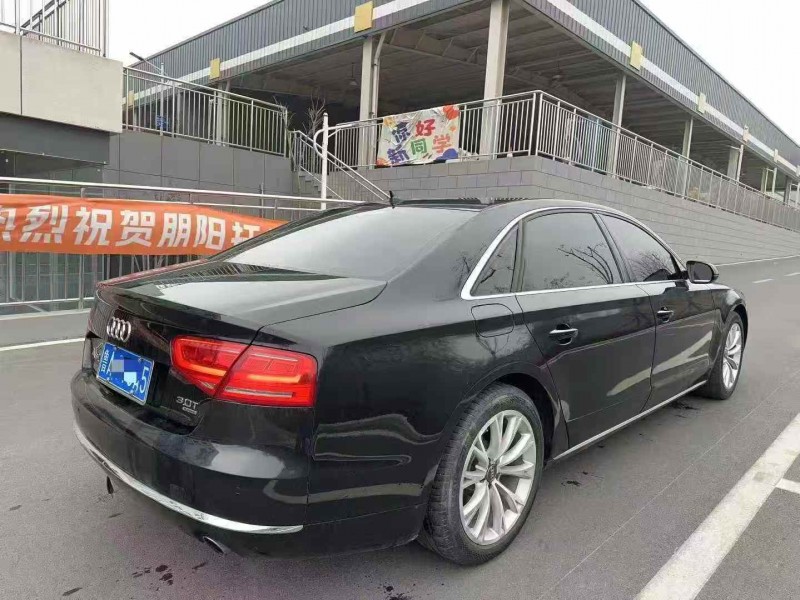 枣庄11年奥迪A8L8