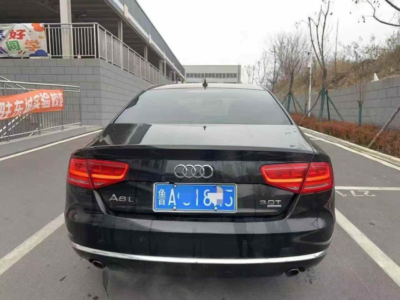 枣庄11年奥迪A8L9