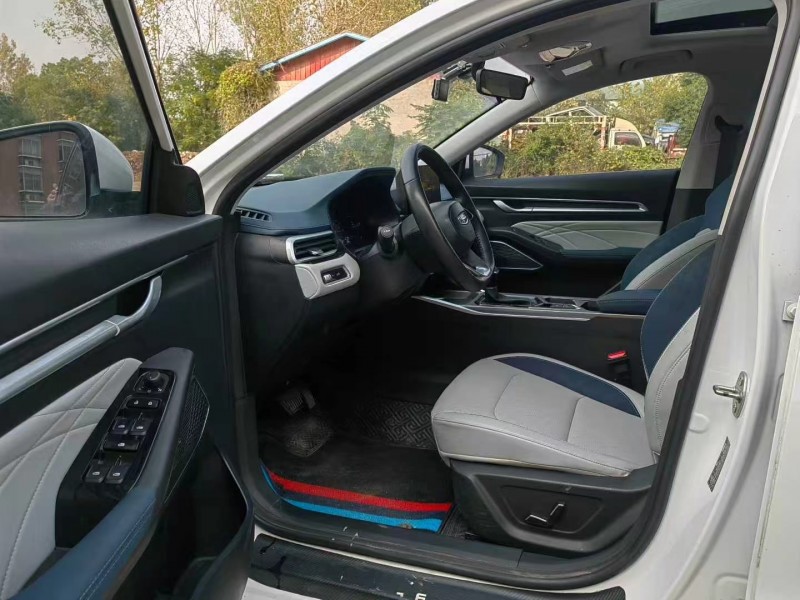 安阳22年吉利帝豪3