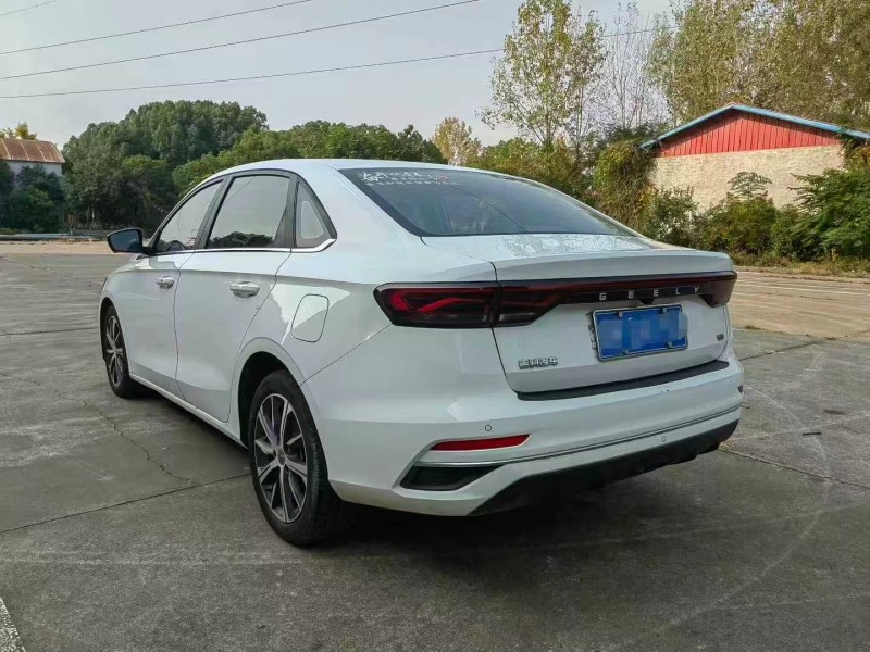 安阳22年吉利帝豪5