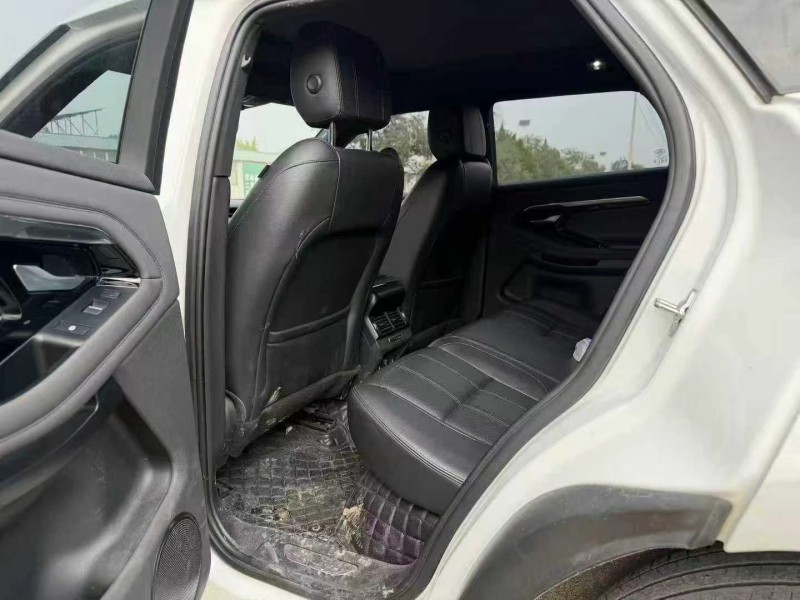 安阳20年路虎揽胜极光(进口)4