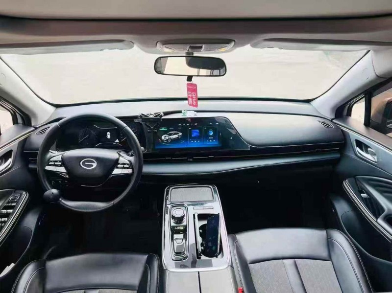 青島23年傳祺埃安S4