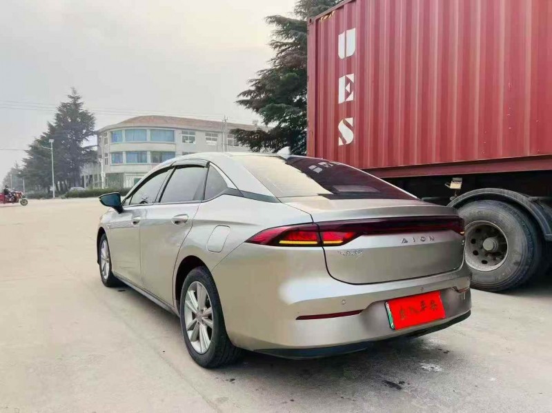 青島23年傳祺埃安S8