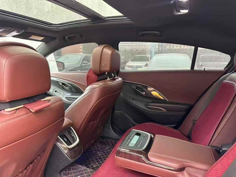 淄博15年别克君越6