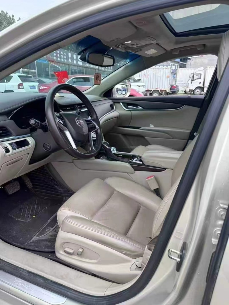 安阳15年凯迪拉克XTS8