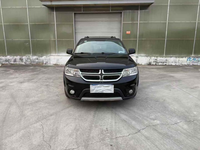 徐州16年道奇酷威1