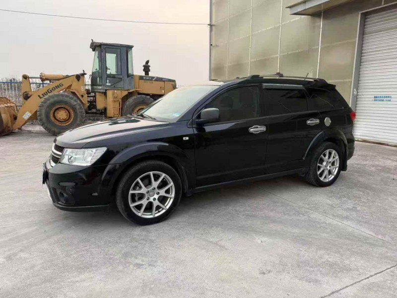 徐州16年道奇酷威2