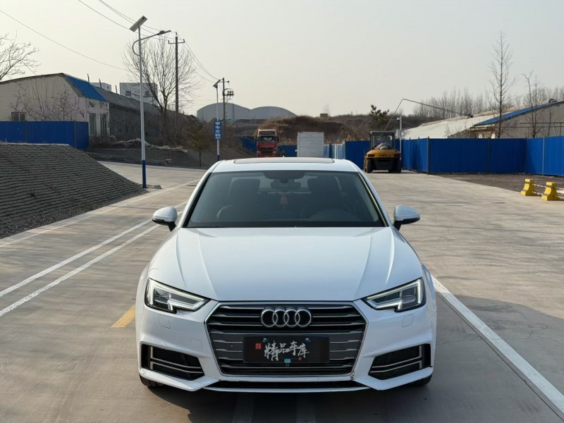 青岛18年奥迪A4L1