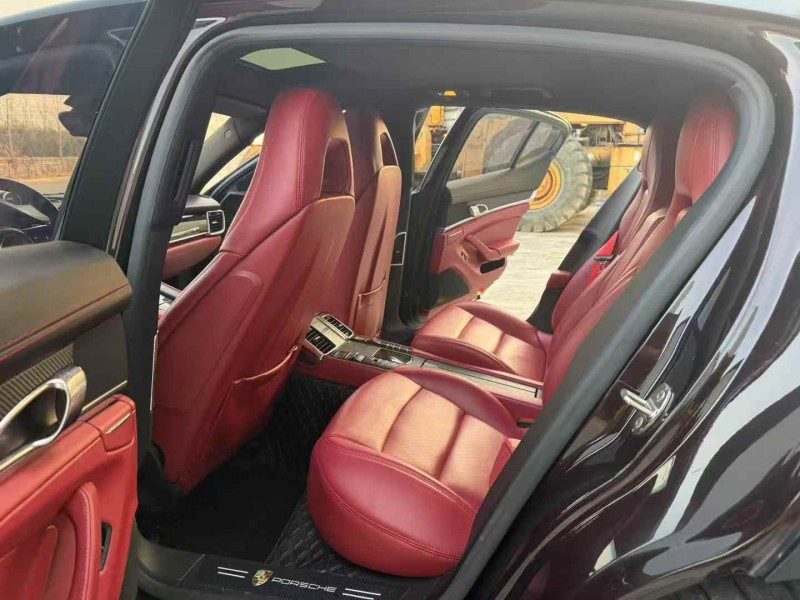 徐州14年保時捷帕拉梅拉7