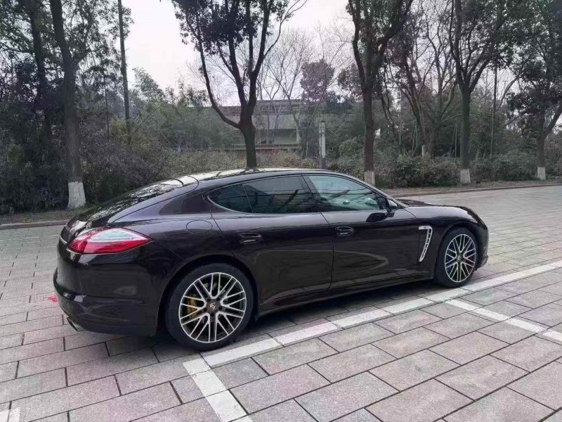 淮安13年保時捷帕拉梅拉6