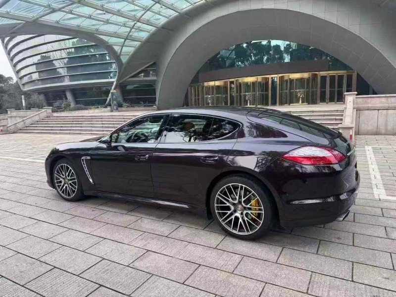 淮安13年保時捷帕拉梅拉7