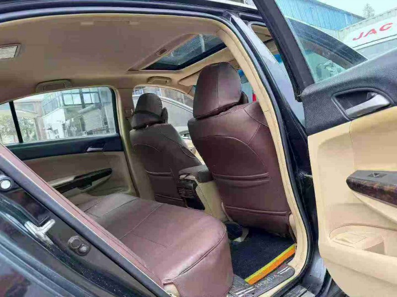 徐州10年本田雅阁7