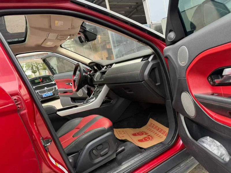 杭州16年路虎极光3