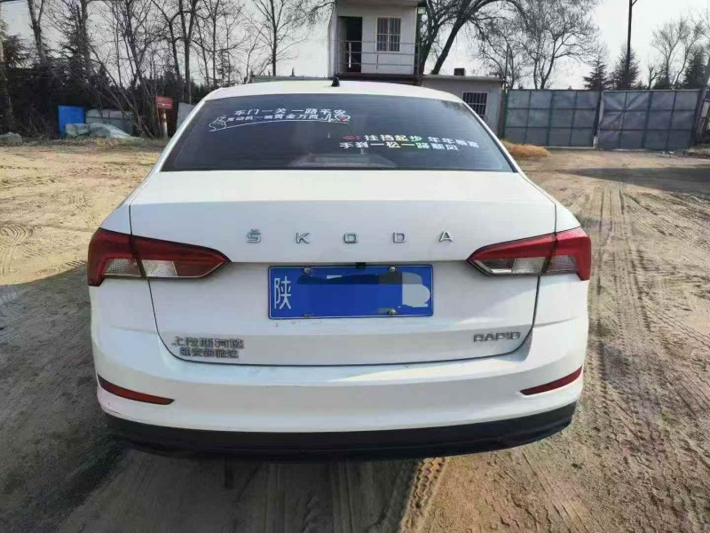 西安21年斯柯达昕锐8