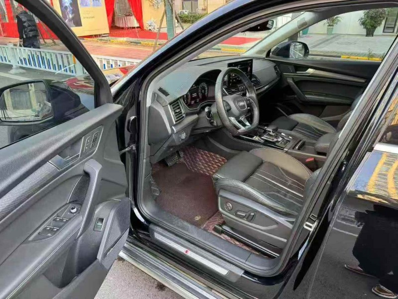 衢州21年奥迪Q58