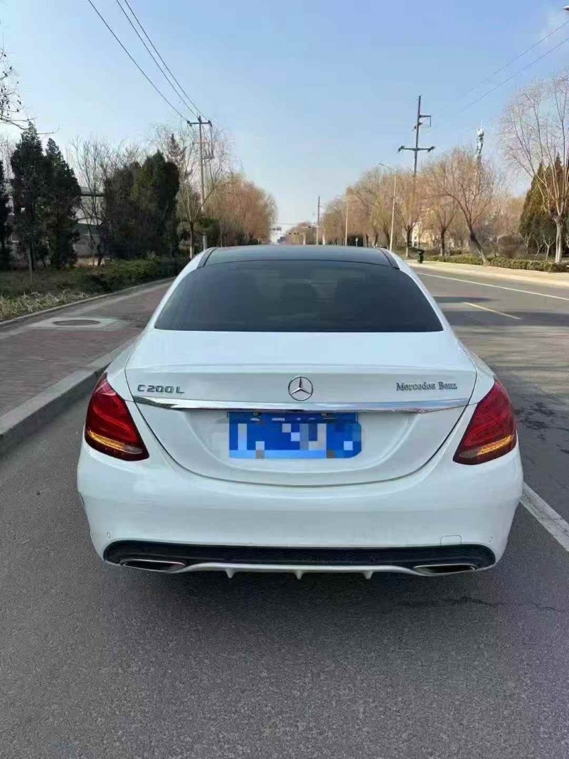 东营18年奔驰C9
