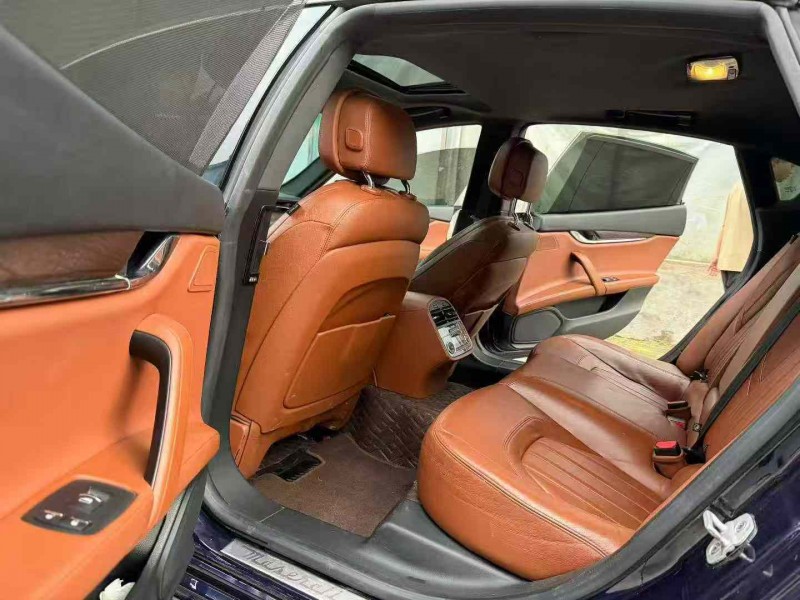 徐州14年玛莎拉蒂总裁8