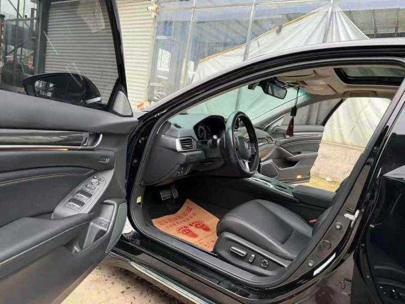 徐州23年本田雅阁4