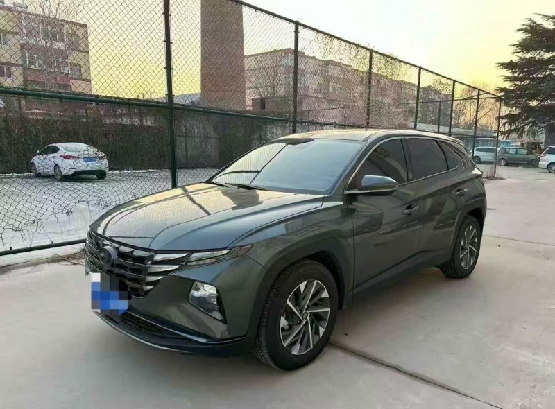 保定21年现代途胜3