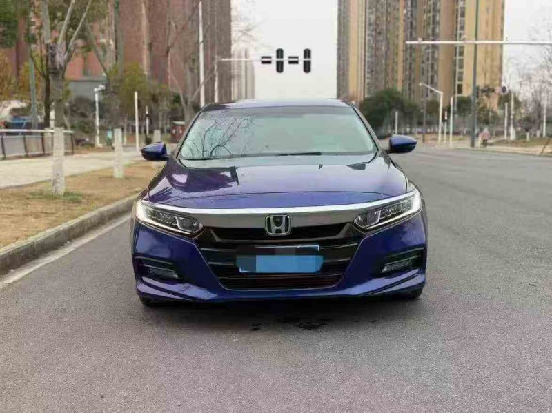 十堰20年本田雅阁1