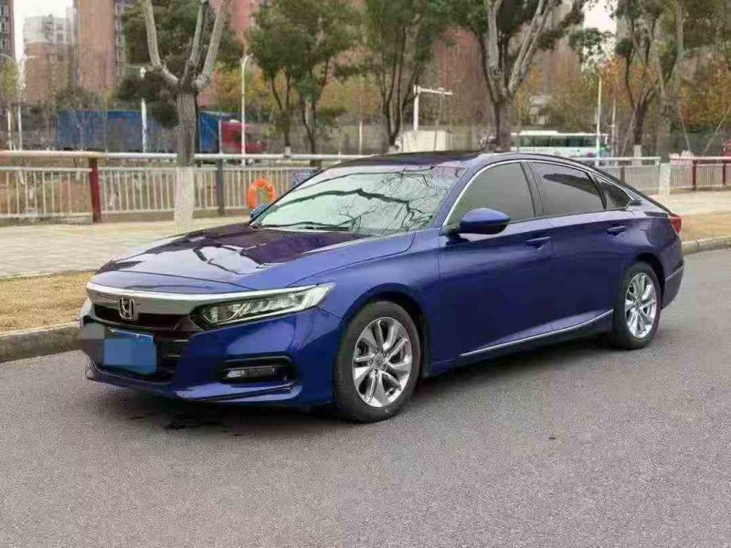 十堰20年本田雅阁2