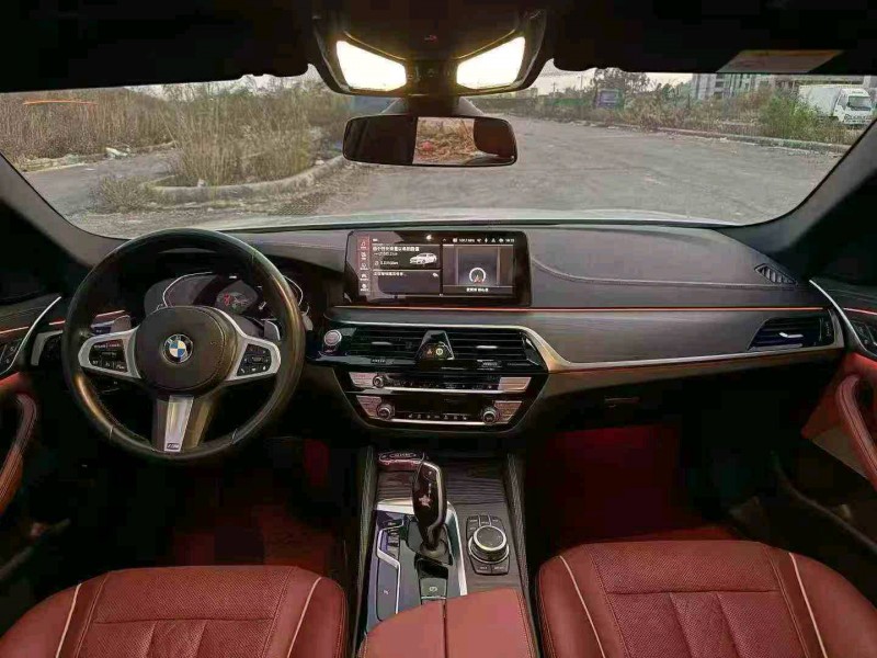 北海22年宝马5系6