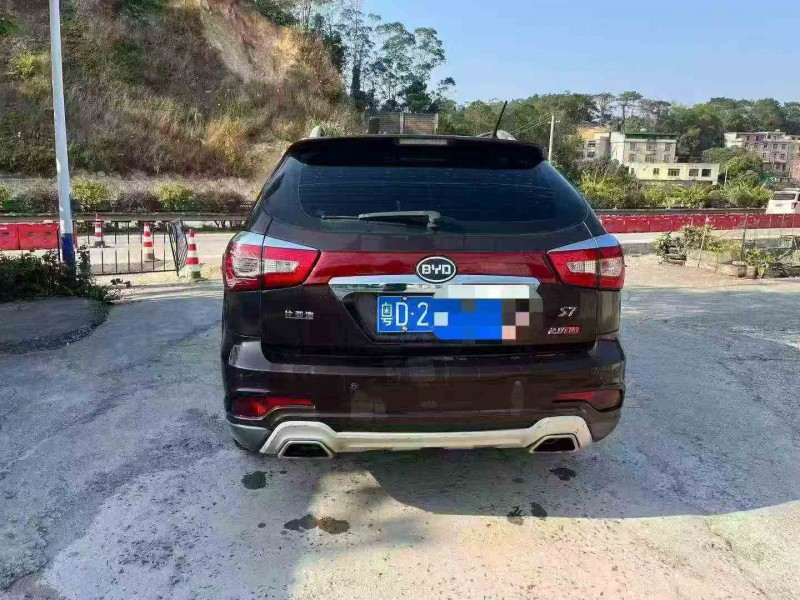 贵港15年比亚迪S79