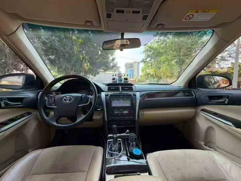 湛江17年丰田凯美瑞5