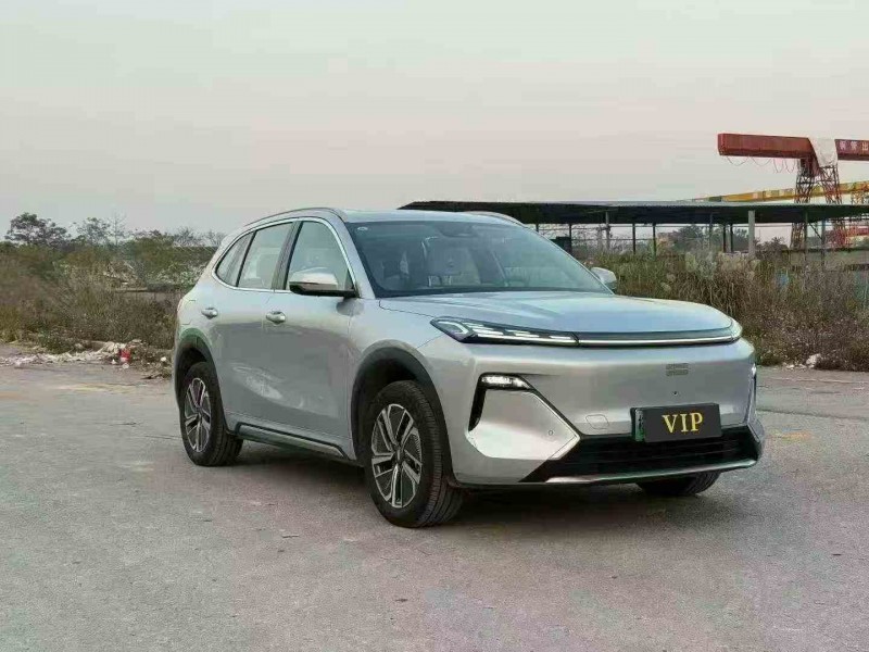 貴港25年吉利銀河3