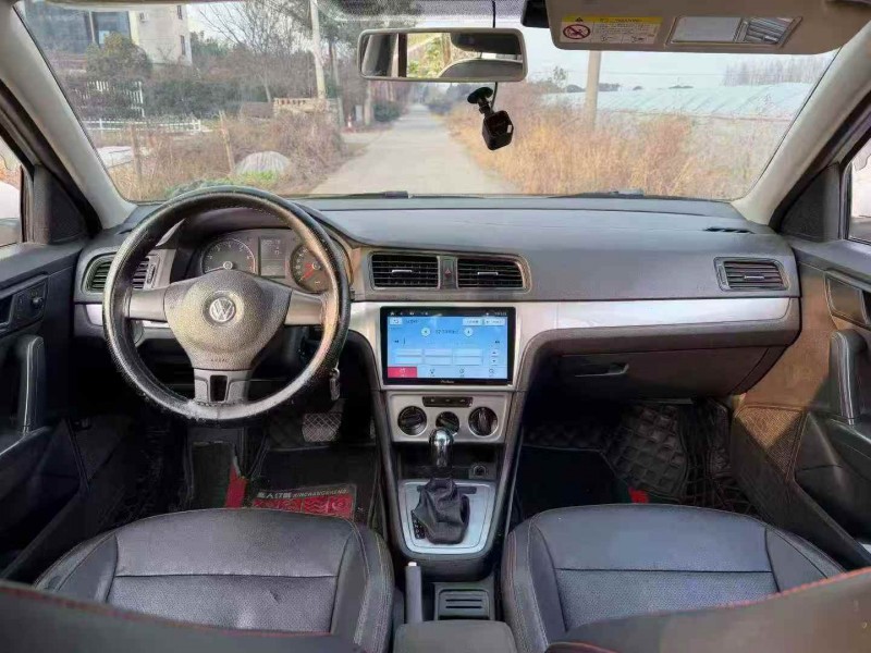 绍兴17年大众朗逸4