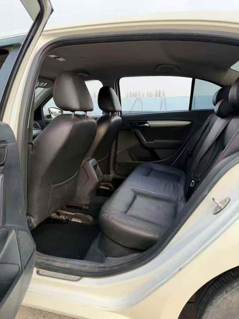 绍兴17年大众朗逸6