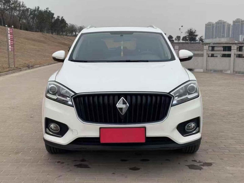 新乡17年宝沃BX71