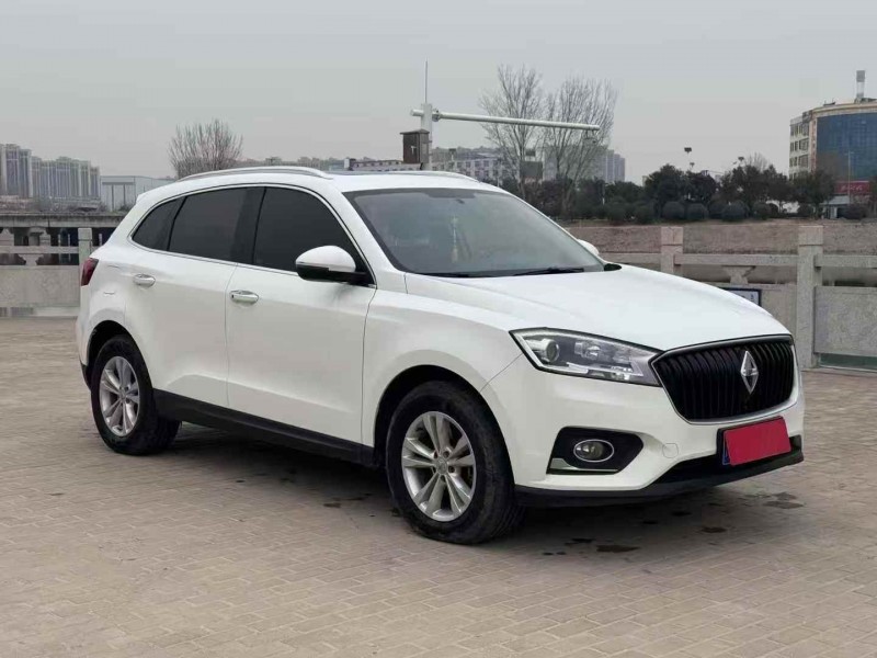 新乡17年宝沃BX73