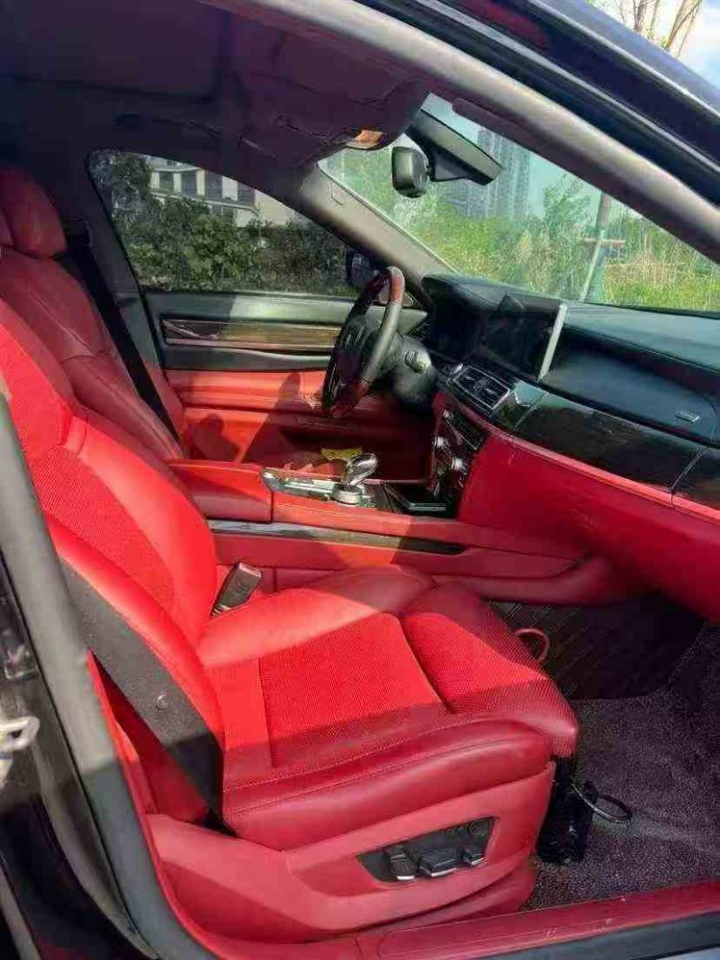 赣州10年宝马7系4