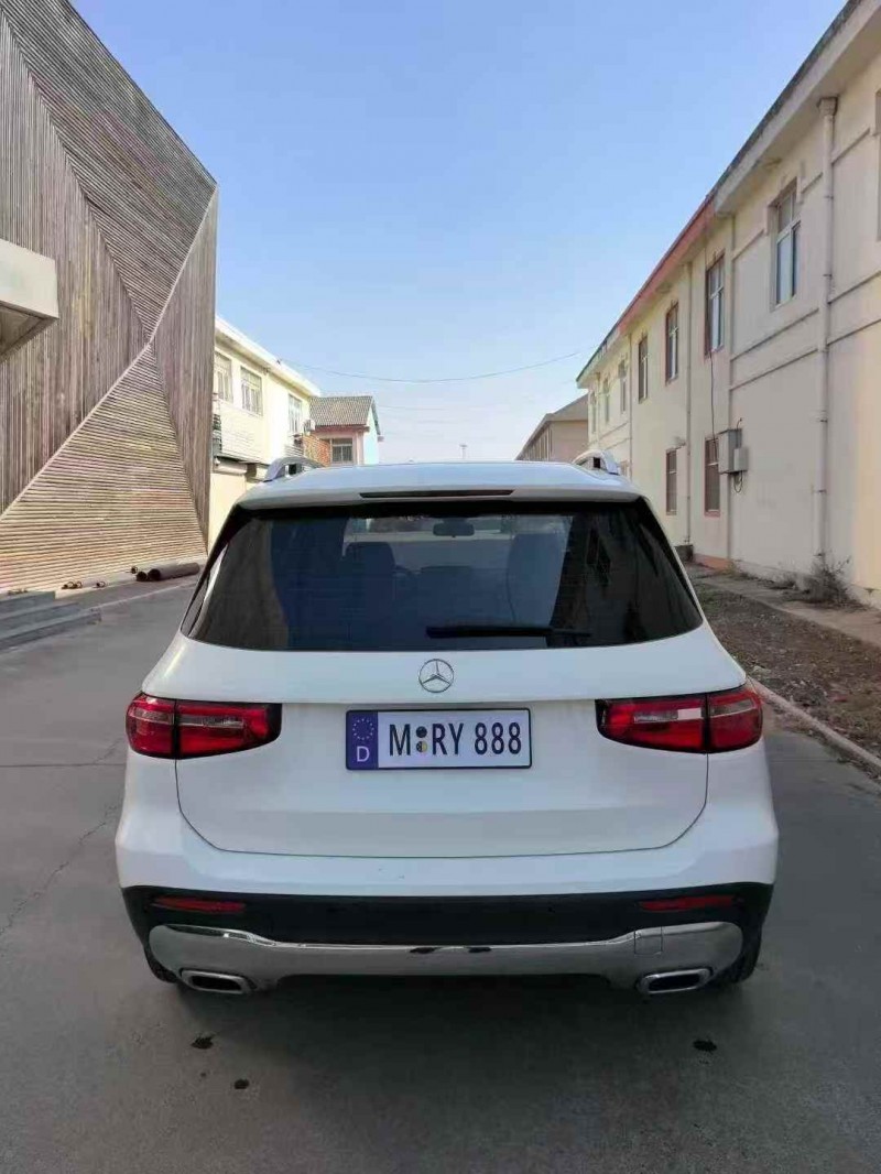 济宁21年奔驰GLB9