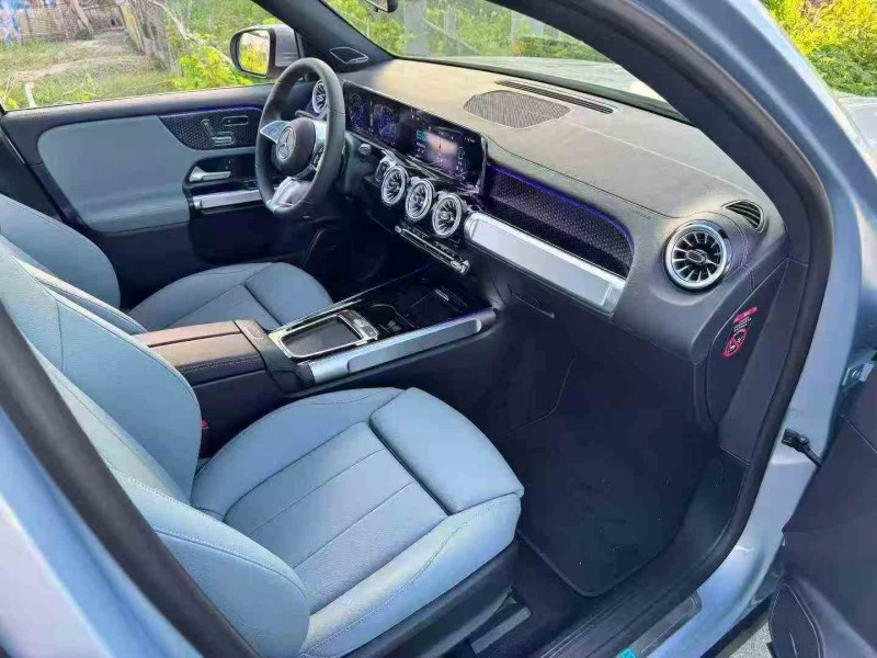 杭州25年奔驰EQB5