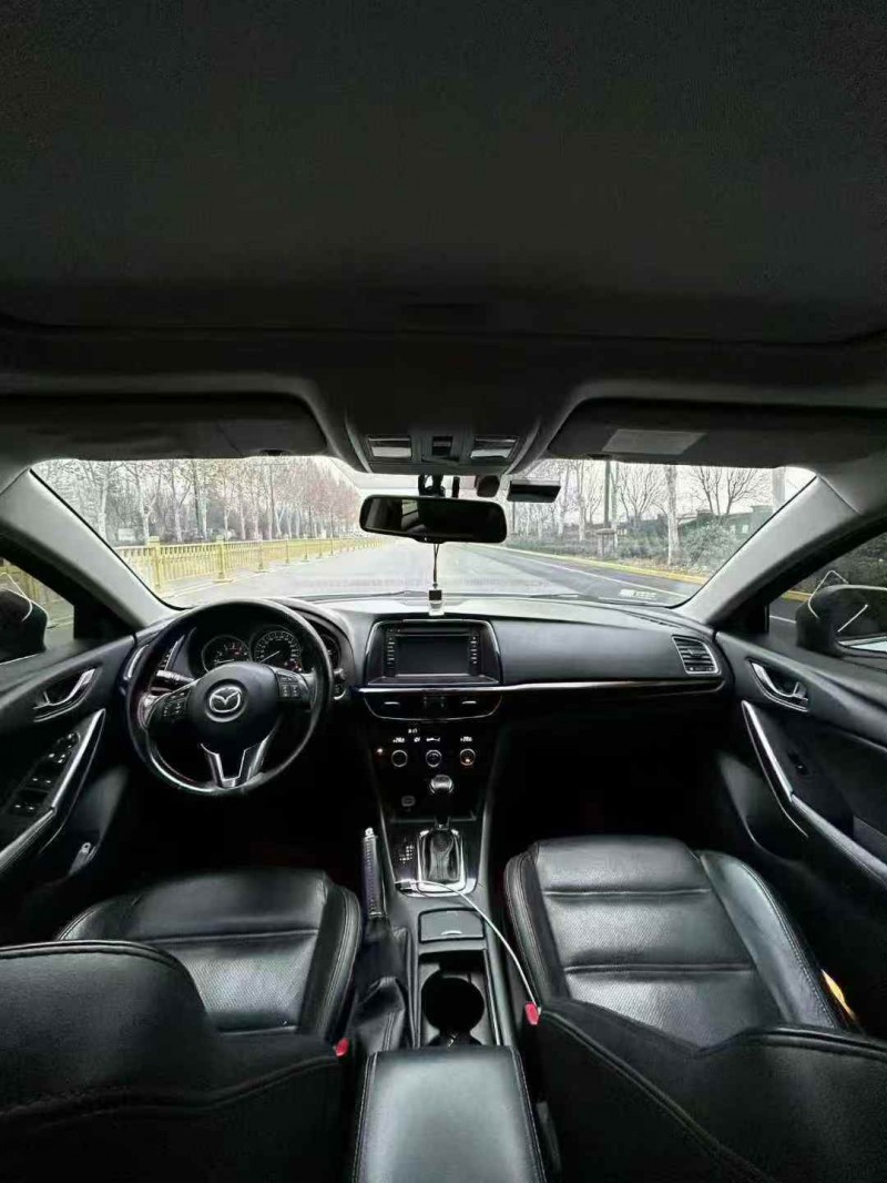 西安16年马自达阿特兹9