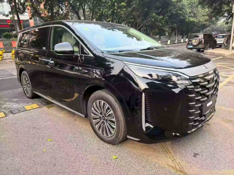 重庆25年比亚迪夏2