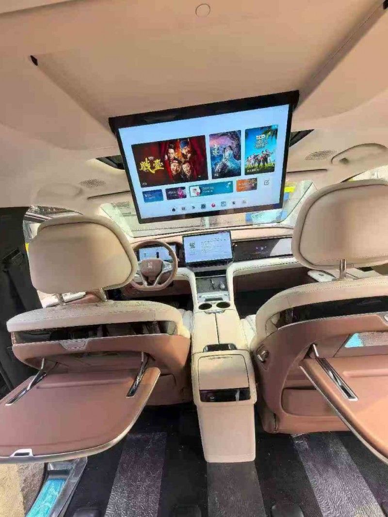 重庆25年比亚迪夏8