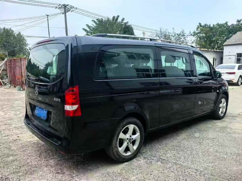 淮安21年奔驰威霆8